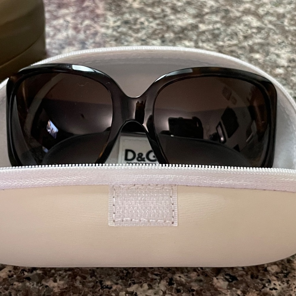 WOMENS PREOWNED DOLCE & GABBANA SUNGLASSES